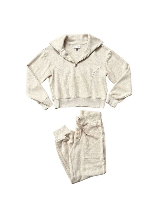 Universal Thread Sweaters - Universal Thread Quarter Zip Pullover Sweater & High Rise Knit Joggers Set Small